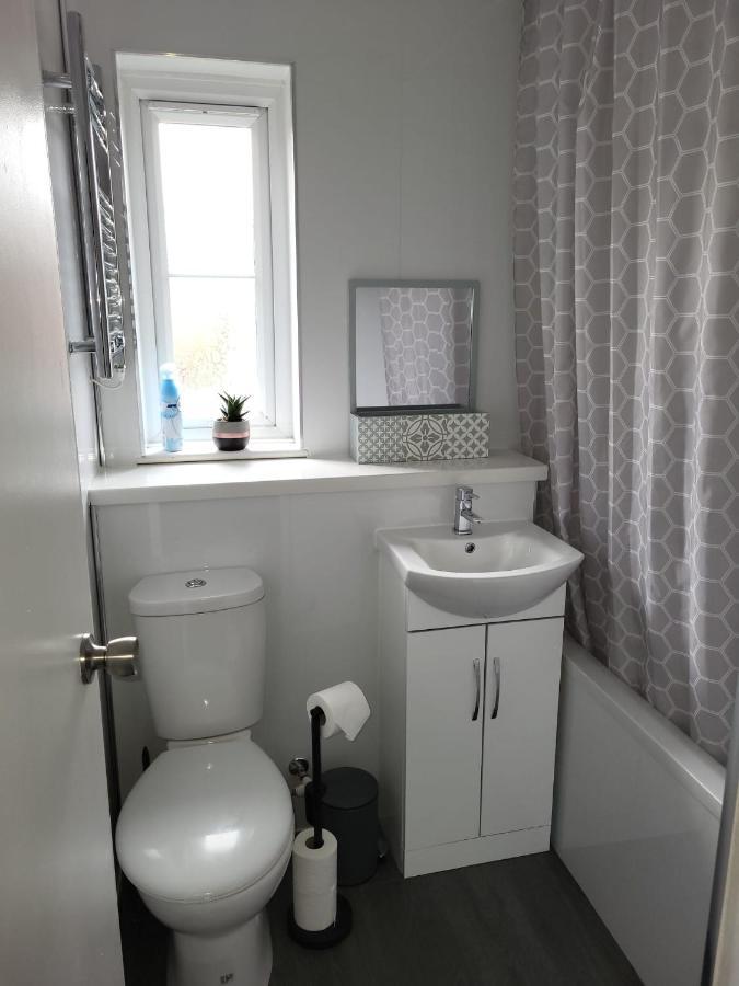 Delight Apartment, Close To Excel, London City Airport & O2! Экстерьер фото