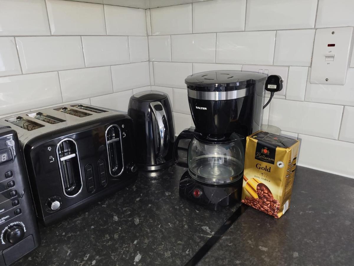 Delight Apartment, Close To Excel, London City Airport & O2! Экстерьер фото